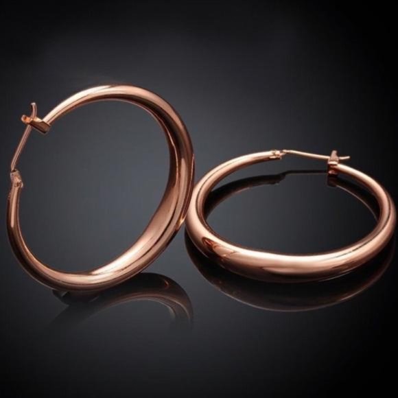 New 18K Rose Gold 1.5” Round Hoop Earrings, beautiful Earrings, cute Earrings - Picture 1 of 4